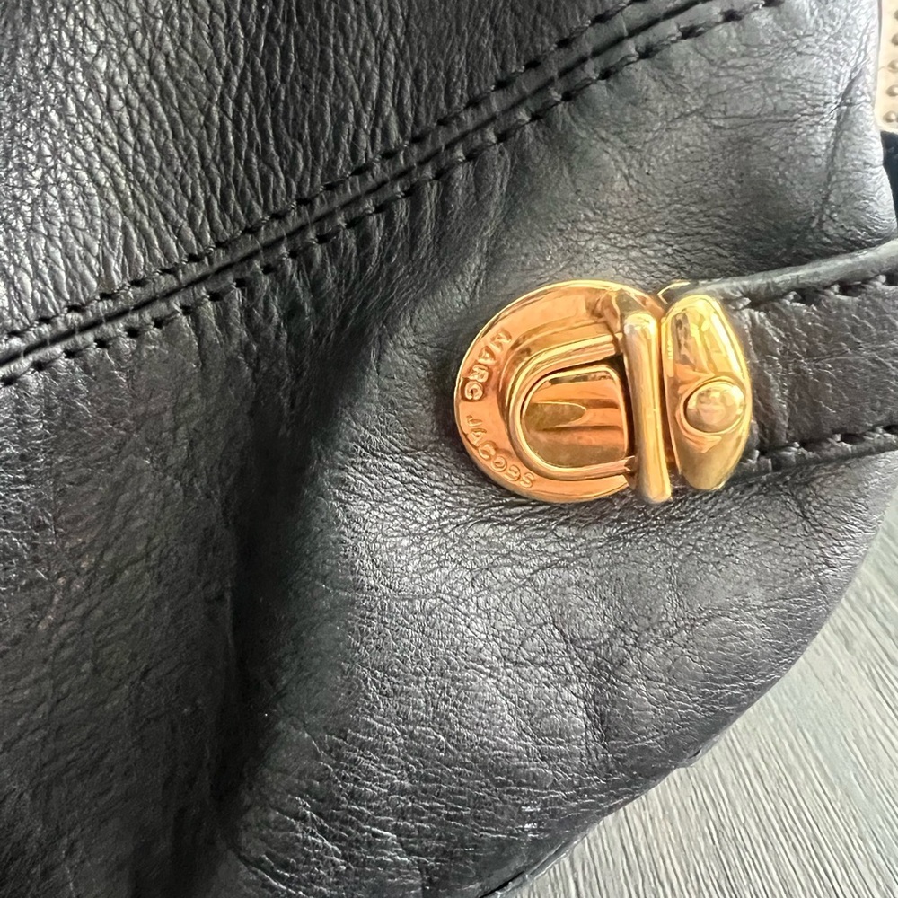 Marc Jacobs Sofi Leather Hobo Bag - Picture 15 of 16